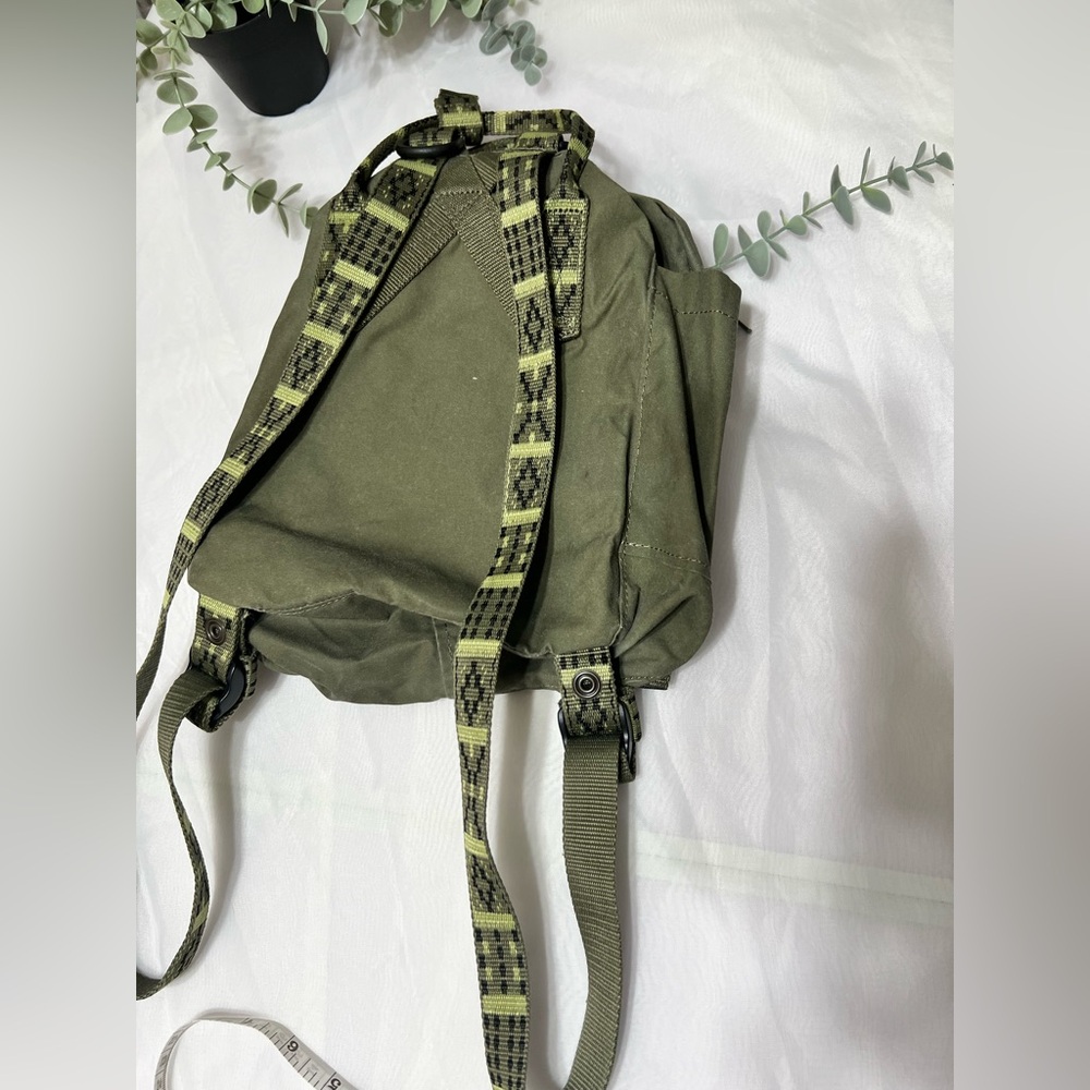 Fjallraven Mini Kanken Water Resistant Olive Green Backpack - Picture 3 of 6